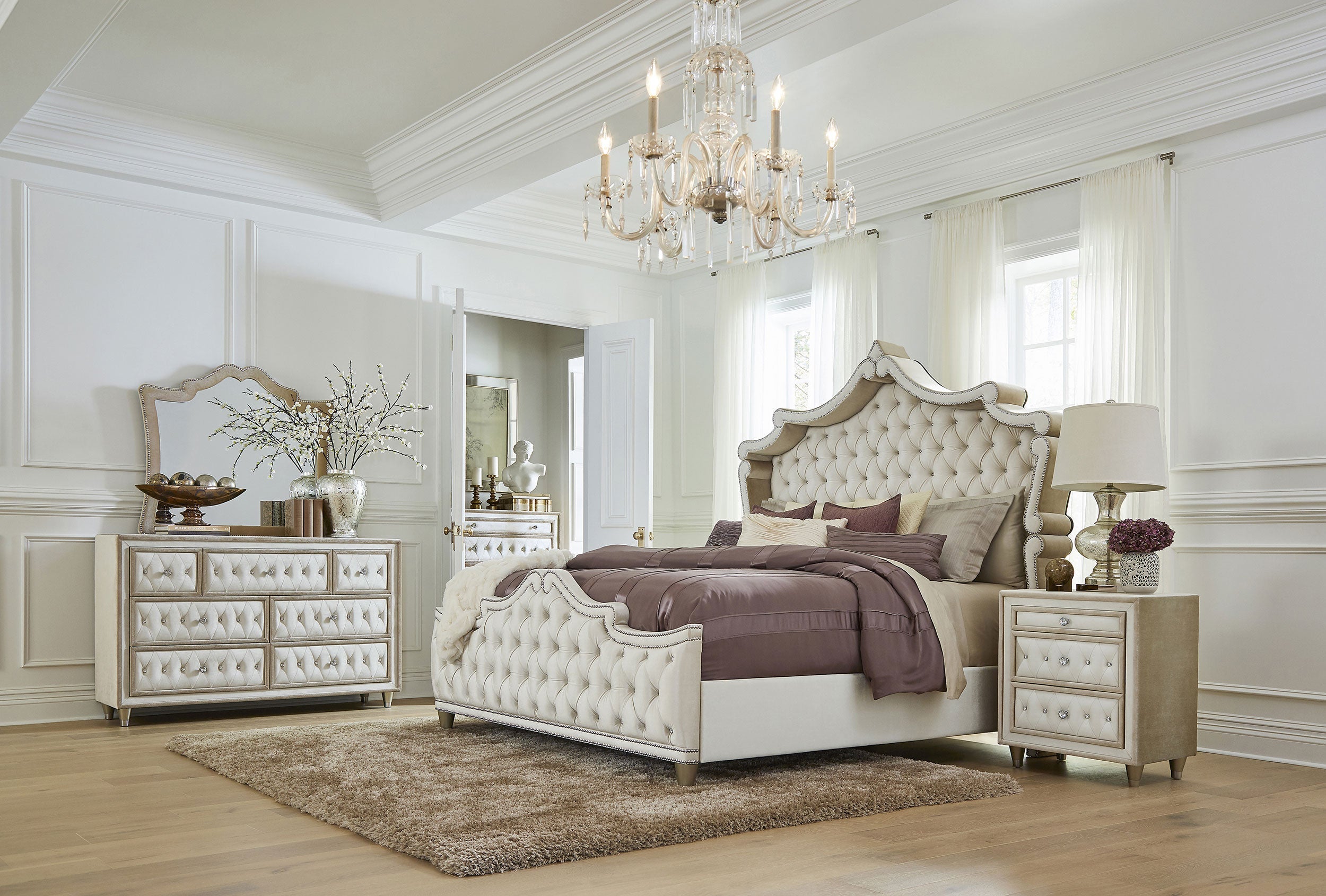 Antonella Upholstered Tufted  Bed Ivory and Camel