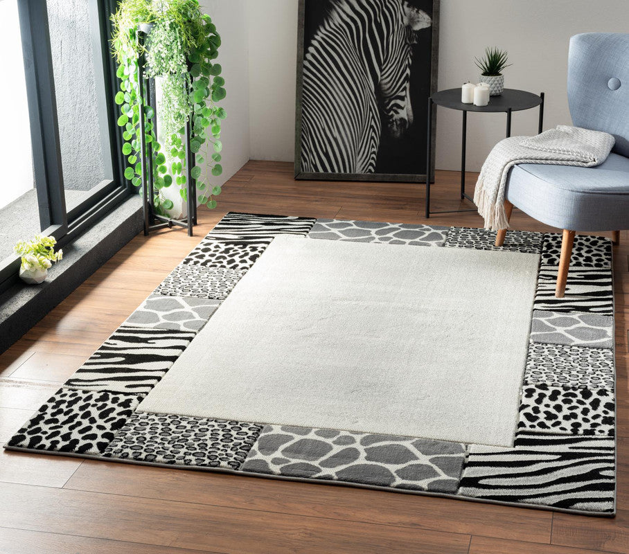 Analey Area Rug