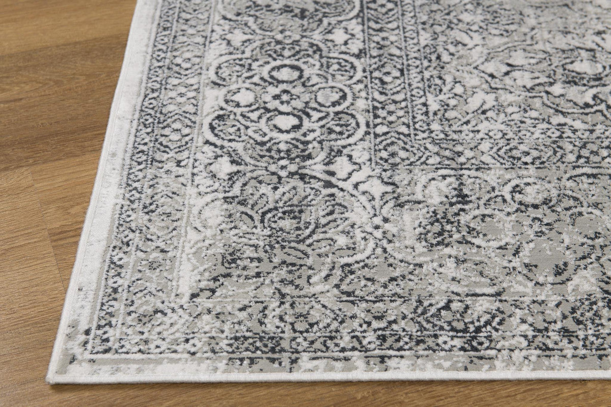 Bergamyer Area Rug