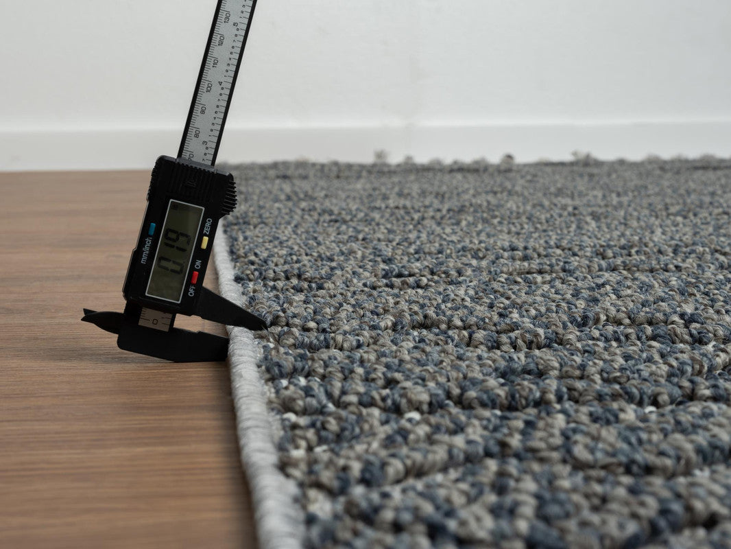 Aquasco Area Rug