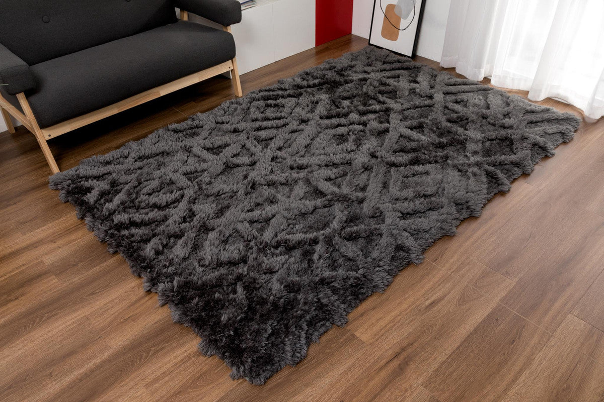 Anarie Area Rug