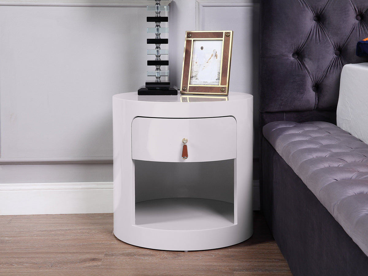 Diyaan Nightstand