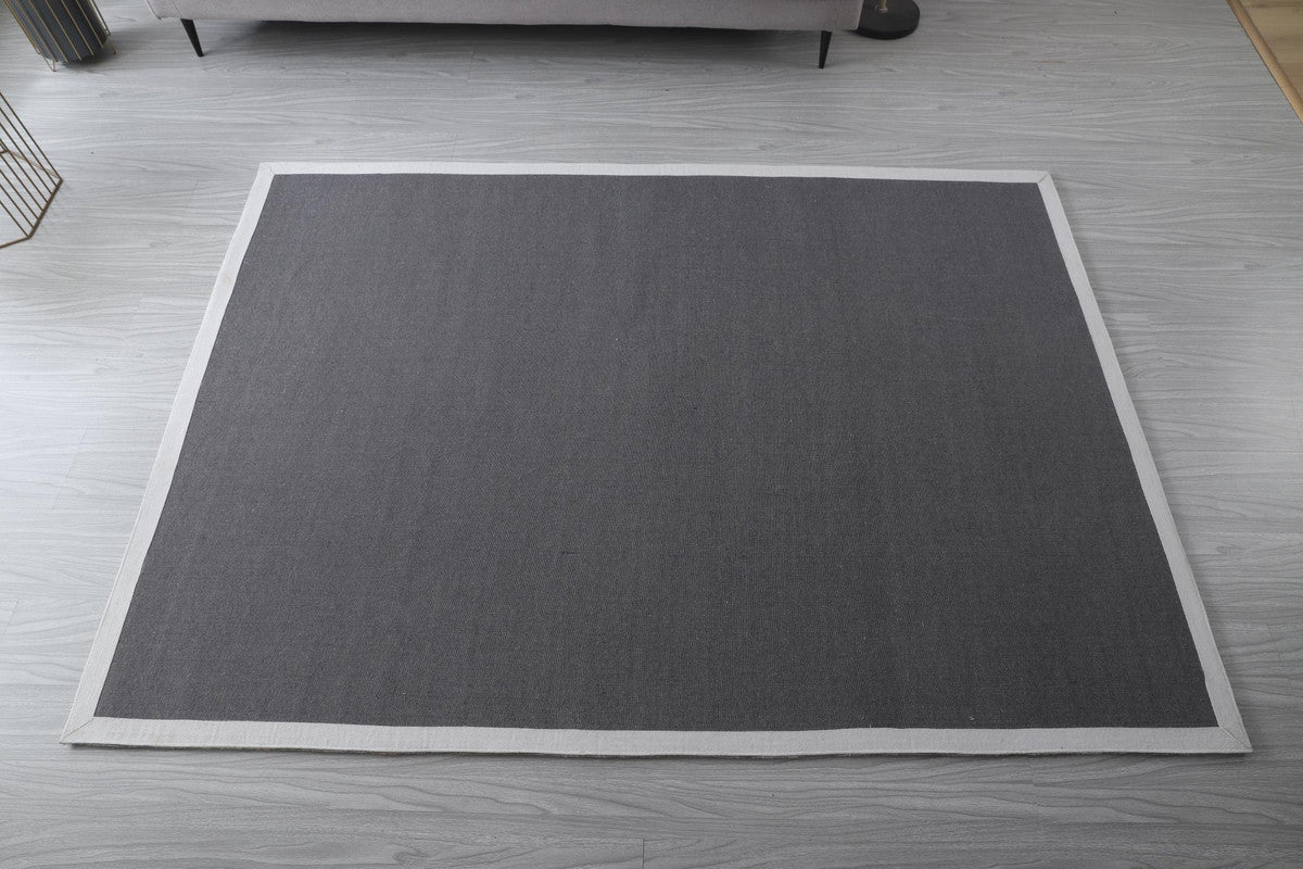 Bernydette Area Rug